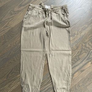 Cloth & Stone joggers